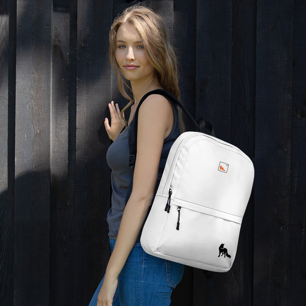 Foxia Backpack with 15" white with model